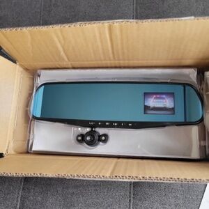 NIB InvenTel Products HD Mirror Cam / 32GB SD Card